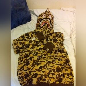Used bape hoodie 2xl